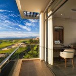 nhà phố mặt biển bãi dài view sân golf chỉ với 50tr/booking tư vấn.