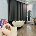 siêu hiếm, bán căn 3 ngủ, 130m2, full đồ đẹp, nhỉnh 10 tỷ. lh xem nhà 24/7: 0987485936