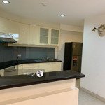 cho thuê căn hộ hùng vương plaza, dt 130m2, 3pn, 3wc, nhà đủ nội thất đẹp, tầng cao, giá 22tr/tháng