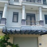 bán nhà phố hoàn thiện 1 trệt, 2 lầu, sổ hoàn công ngay kcn nam tân uyên, bd. lh: 0934.823.868