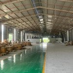 cho thuê kho giá vip 1080m2 nền epoxy tại đường phạm văn sáng, vĩnh lộc a, bình chánh.