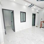 nhà mới 2 tầng, 62 m2 đất, âu dương lân p.3 q8