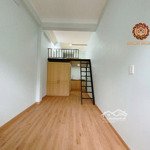 ngay gần cầu nguyễn tri phương - duplex gần 35m2 có ban công lớn