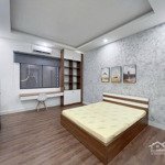 cho thuê căn hộ giá rẻ 1pn - đầy đủ nội thất - cửa sổ - bếp tại trần quang diệu q3 giao lê văn sỹ