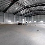 cho thuê xưởng 2000m2. tại dương kinh. ngay mặt đường mạc đăng doanh. lh 0963891956