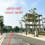 tôi chính chủ cần bán lk17 view đảo vua ( sổ đỏ chính chủ ) tại danko city