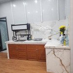 chính chủ cho thuê nhà đủ nội thất + vườn bưởi 1000m2 sẵn trái, thoáng mát vĩnh cửu đồng nai