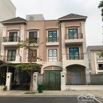 kẹt tiền bán gấp căn villas song lập rẻ nhất vinhomes grand park giá 23 tỷ lh: 0942427978