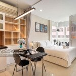 căn hộ bến thành quận 1, dạng studio balcony & cửa sổ view thoáng - thang máy, gần ngã 6 phù đổng