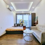 studio cửa sổ ban công đầy đủ nội thất tại nguyễn trãi, quận 1.