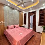 bán nhà đẹp tại đường nguyễn khánh toàn, 8,55 tỷ vnd, 37m2, siêu phẩm duy nhất