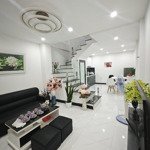 bán nhà 4 tầng phố quan hoa 38m2, nhà đẹp ở ngay, oto tránh cách 35m, tl