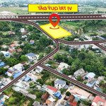 mặt tiền đường liên xã 8m sắp tới mở rộng 10m, gần trục đường hồ chí minh