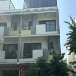 bán shophouse tại vinhomes thăng long, lô góc giá chỉ 1x tỷ