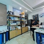 bán nhà vừa ở vừa cho thuê, 5 tầng có thang máy, dt 145m2, ngang 8,5m