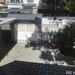 cho thuê villa sân rộng phường an phú, quận 2, phù hợp làm văn phòng hoặc ở