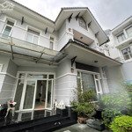 cho thuê biệt thự 800m2, đường thống nhất p11 gò vấp. phù hợp làm nhà trẻ, xây chdv, vp cty