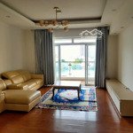 cần bán căn hộ siêu hiếm riverside residence phú mỹ hưng quận 7. diện tích 178m2 view đông nam.