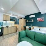 studio cửa sổ lớn,full nt,giặt riêng,gần công viên thỏ trắng,vincom plaza 3/2,green buiding quận 10