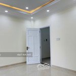 bán nhà kdc phúc đạt , nhà hoàn công đầy đủ , ko dính hố ga tụ điện . liên hệ : 0908084356