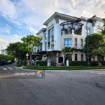 chủ thân gửi bán nhà phố dãy trục d lớn - sổ hồng sẵn. giá 15.x tỷ . verosa park khang điền. giá tl