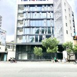 bán tòa building góc 2 mt cmt8, quận 1 (23x40m)hầm8t 3200m2 sàn thu nhập 20tỷ/năm, giá 450 tỷ