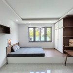 căn hộ studio cho thuê, full nội thất cực xinh - cửa sổ thoáng - gần đảo kim cương