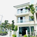 0983093679 cần bán gấp lô góc đông nam biệt thự an vượng villas, mặt đường đôi giá tốt nhất.