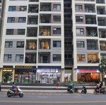 bán shophouse khối đế vinhome q9 góc 2 mặt tiền đường trục chính, có hđ thuê sẵn, giá chỉ 6,5 tỷ