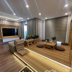 bán căn góc 3pn diện tích 75m2 view hồ full nội thất đẹp hướng mát toà i1 imperia .lh 0967372946