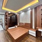 khu vip nguyên hồng, xây mới thang máy, ngõ 3 gác, 8 phòng khép kín, 46m2 sổ chỉ 9.1 tỷ