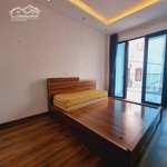 hiếm nhà đẹp , cần bán , 34 m2 5 tâng 4,5 mt văn chương , 6 tỷ nhỉnh , 0363792097 ,