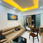 chủ muốn bán lắm rồi! bán nhà cầu giấy, 40m2*4t, mt 5 m, chào 7,45 tỷ có thương lượng