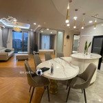 căn hộ 3 phòng ngủ midtown khu mới nhất cho thuê 50 triệu , nhà đã trang bị full nội thất