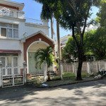 villa mỹ phú 2, phú mỹ hưng, 16x16m, bán 65 tỷ lh: 0938602838 nhân