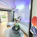 studio ban công/cửa sổ tách bếp ngay nowzone, kế ngã 6 cộng hoà, bitexco, nhà mới 100% quận 5