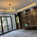 bán nhà ngõ 38 xuân là, dt 52m2, ngõ rộng 3m2, giá 11 tỷ. lh 0972264985