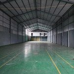 cho thuê 1.000m2 có 700m2 xưởng giấy tờ pháp lý đầy đủ bình điện 250kwa mặt tiền container thuận an