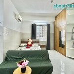 studio full nội thất cửa sổ lớn sát cầu nguyễn văn cừ - có thang máy & bảo vệ 24/24