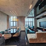 penthouse kosmo tây hồ 181m2 4 ngủ ban công đông nam full đồ tặng 1 slot ô tô, sổ đỏ. giá 22,3 tỷ.