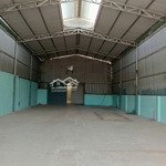 cho thuê 600m2 có 400m2 xưởng thuận an sát kcn vsip 1 gần ql 13 bd có điện 3 pha có vp giá 35 có tl