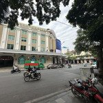 chính chủ bán nhà mặt phố hai bà trưng cực đắc địa , đối diện tràng tiền plaza, 81m2 sàn, 4.5 tầng