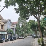 [hạ chào 5 tỷ]. biệt thư kđt yên hòa-trần kim xuyến. 155m. mt 10m. 4t. nt tiền tỉ. sđcc - 64.8 tỷ