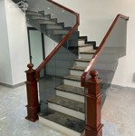 nhà mới, chính chủ cho thuê lô góc, hoàng quốc việt, thang máy; kd, vp, nhà hàng 130m2* 8t- 59 tr