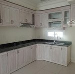 cho thuê nhà liền kề trống sẵn, 17 triệu vnd, 126 m2 - uy tín - chất lượng, tiện xem nhà.