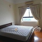 bán căn duplex chung cư 130 đốc ngữ, diện tích sổ đỏ 135m2 gồm 3 pn, 2vs. giá 8.2 tỷ. view thoáng