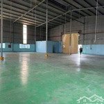 gấp gấp cho thuê xưởng tân phước khánh 2.300m2 xưởng 1.600m2 vp 300m2 lh em lam