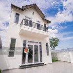 villa sân vườn góc 2 mặt tiền phường 7, 11x9m, ngang lớn có sân để oto