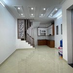 bán nhà đẹp 40m2*5t kim giang, ngõ thông ba gác tránh, 2 thoáng, gần phố