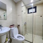 chính chủ bán tòa nhà phố giang văn minh - bđ (3 thoáng), 42m2x7 tầng. giá 13,9 tỷ. kd tốt